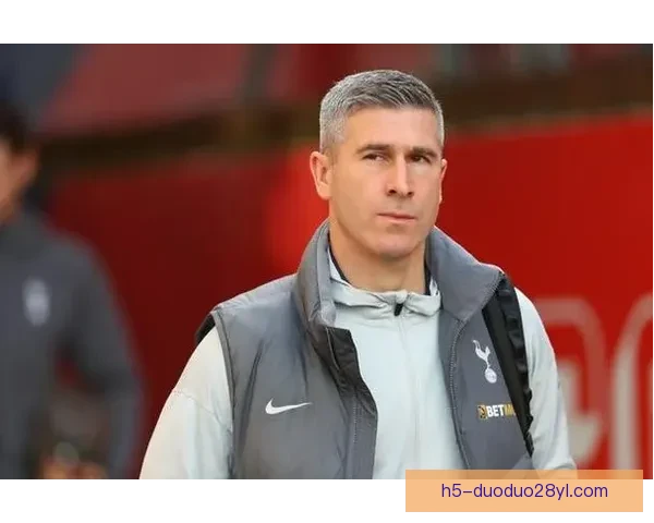 国安官宣恩科洛洛冬窗七人齐聚