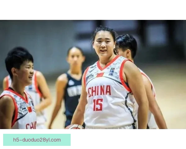 中国女篮五连胜收官 刘禹彤11分领衔 中国女篮五连胜收官 刘禹彤11分领衔